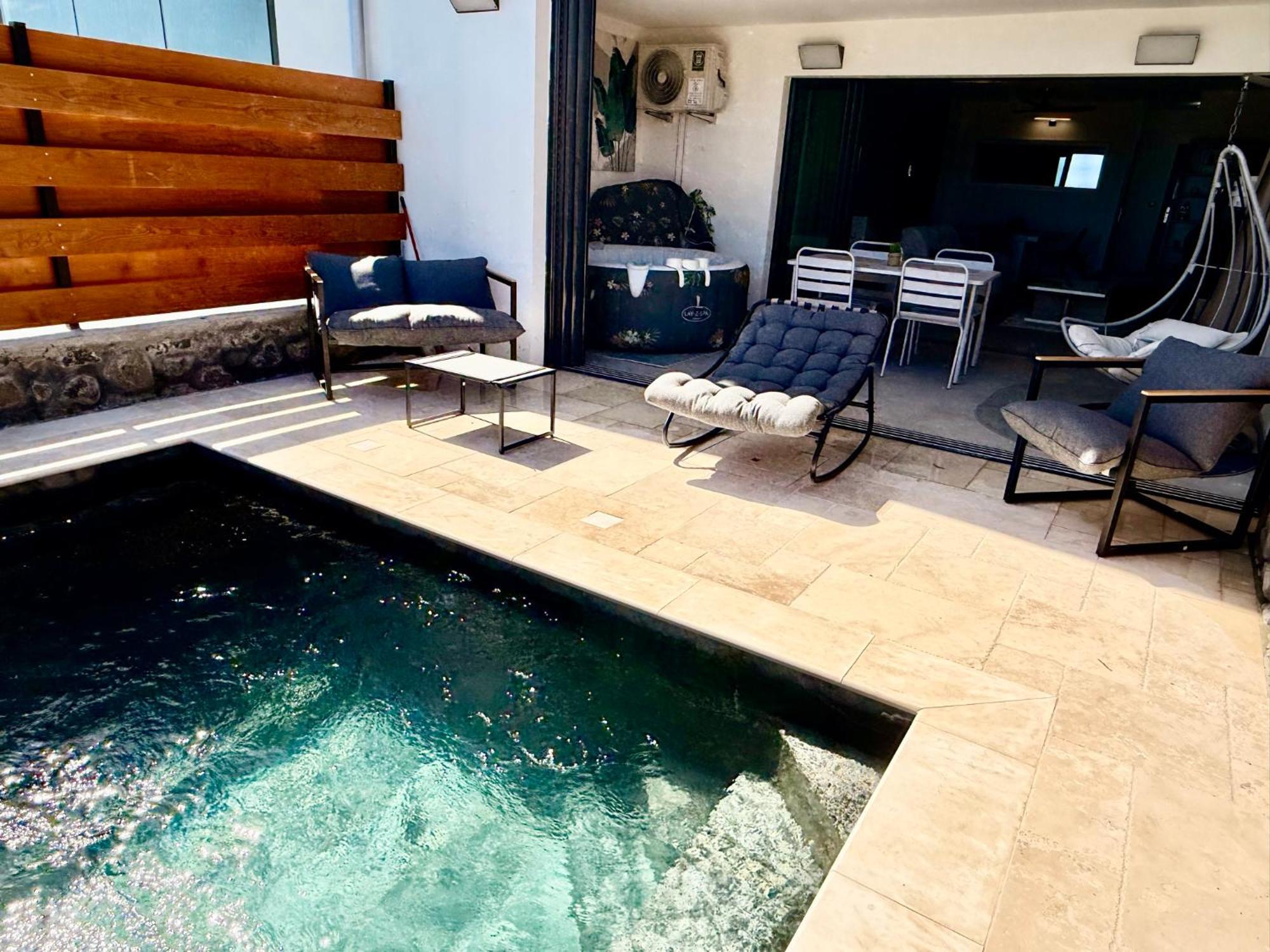 Le Reve Bleu Grand Anse Apartment เปอตี อีเลอ ภายนอก รูปภาพ
